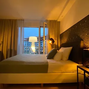 Aparthotel Paragon Francoforte sul Meno
